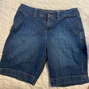 Sonoma Life and Style Original Fit size 8 Jean Shorts